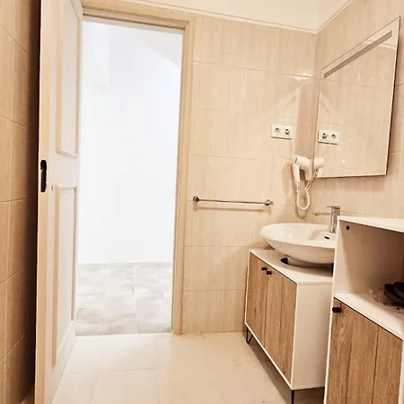Rooms4you 1 In Historic Center Of