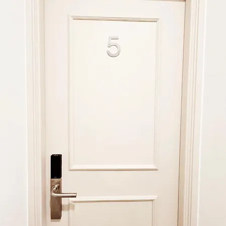 Rooms4you 1 In Historic Center Of Gæstehus *