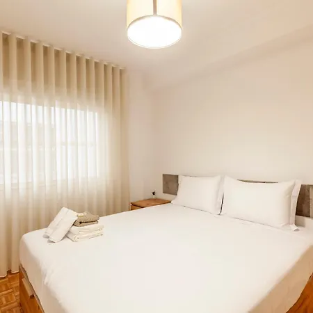Rooms4you 1 In Historic Center Of Μπράγκα