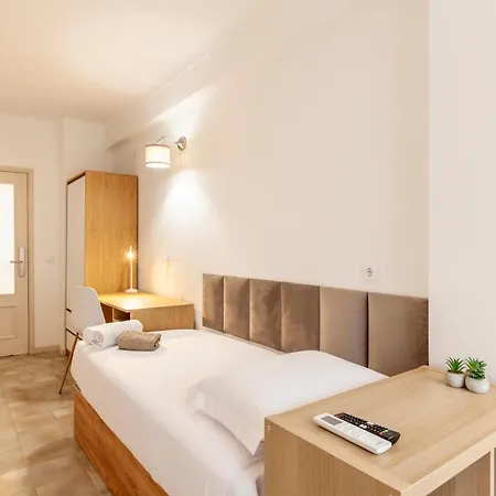Apartment Rooms4you 1 In Historic Center Of