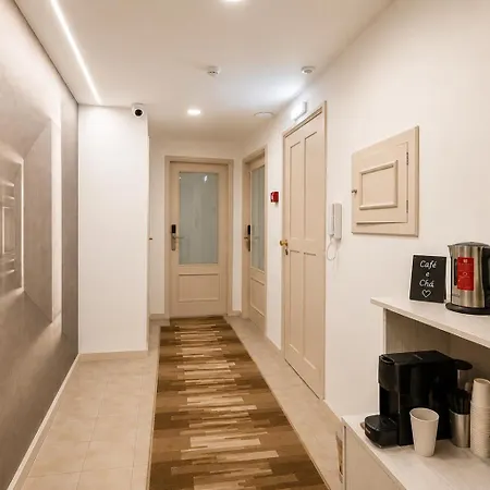 Rooms4you 1 In Historic Center Of Guest house *