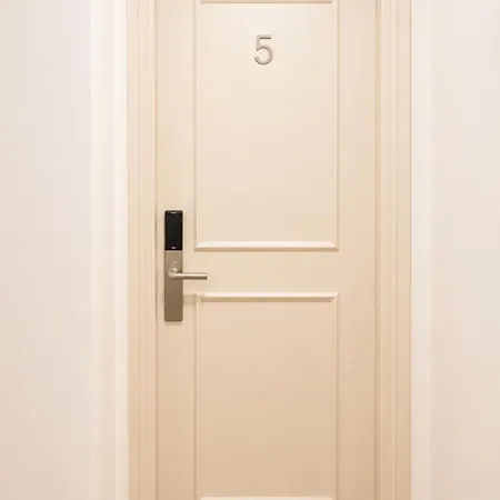 Rooms4you 1 In Historic Center Of Guest house *